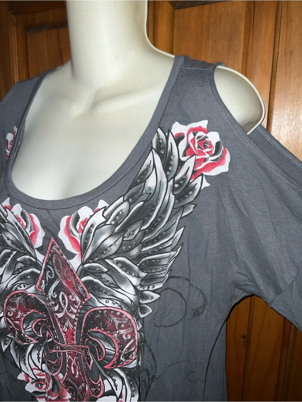 Appropriate Behavior top - Picture 2 of 8